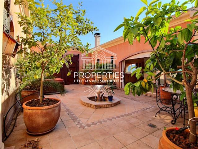 Vente Maison 10 pièces 319 m2 Bormes les Mimosas