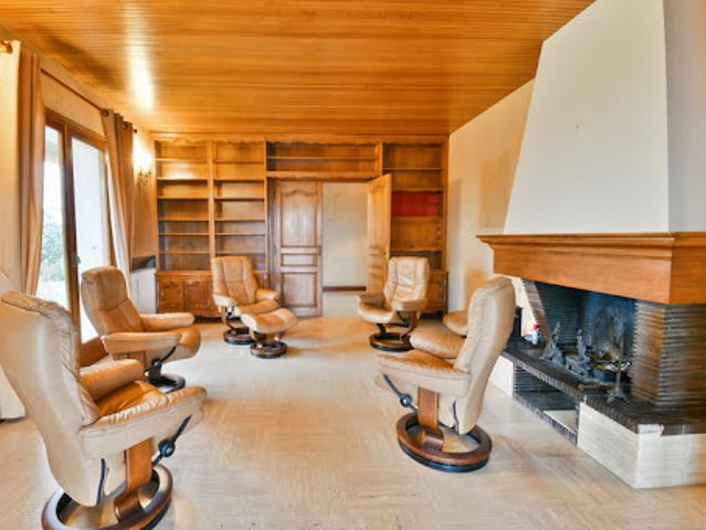 Vente Maison 10 pièces 320 m2 Tonnay Boutonne