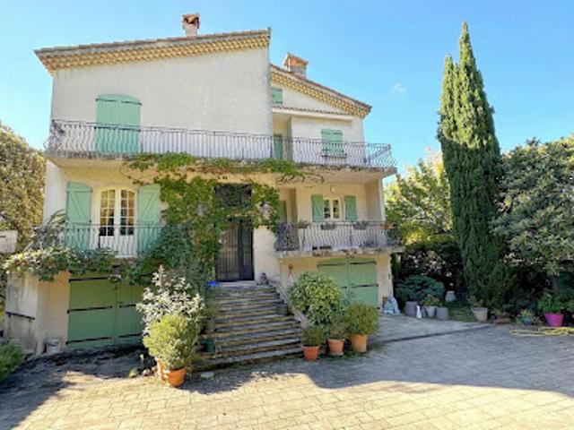 Vente Maison 10 pièces 320 m2 Aix en Provence