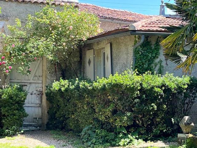 Vente Maison 10 pièces 320 m2 Matha