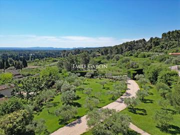 Vente Maison 10 pièces 320 m2 Noves