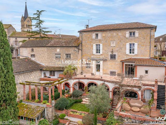 Vente Maison 10 pièces 320 m2 Prayssas