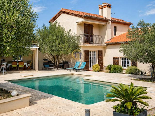 Vente Maison 10 pièces 322 m2 Thuir