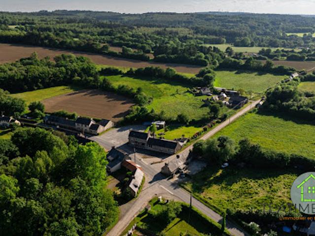 Vente Maison 10 pièces 324 m2 Loguivy Plougras