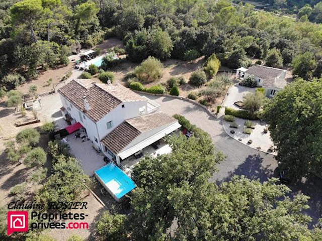 Vente Maison 10 pièces 326 m2 Besse sur Issole