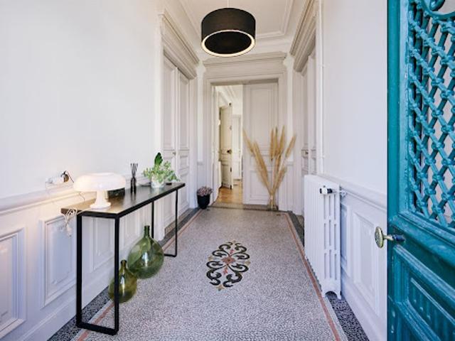 Vente Maison 10 pièces 328 m2 Tours