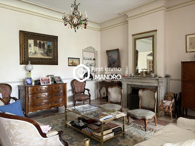Vente Maison 10 pièces 328 m2 Ille sur Têt