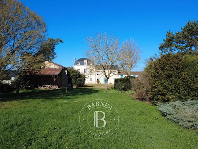 Vente Maison 10 pièces 333 m2 Loudun
