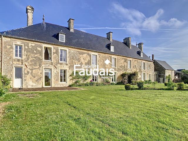 Vente Maison 10 pièces 330 m2 Isigny sur Mer