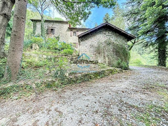 Vente Maison 10 pièces 330 m2 Laboule