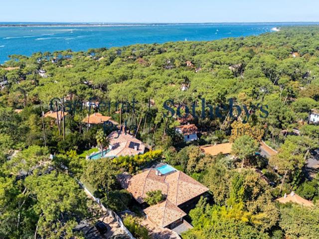 Vente Maison 10 pièces 331 m2 Pyla sur mer