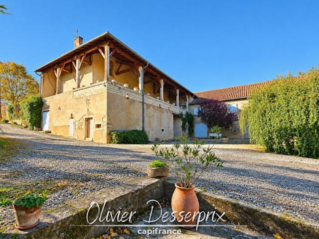 Vente Maison 10 pièces 338 m2 Peronne