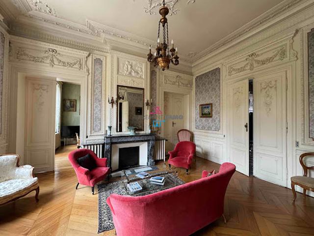 Vente Maison 10 pièces 469 m2 Arras