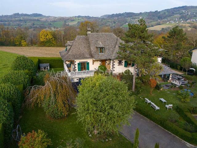 Vente Maison 10 pièces 469 m2 Chapeiry