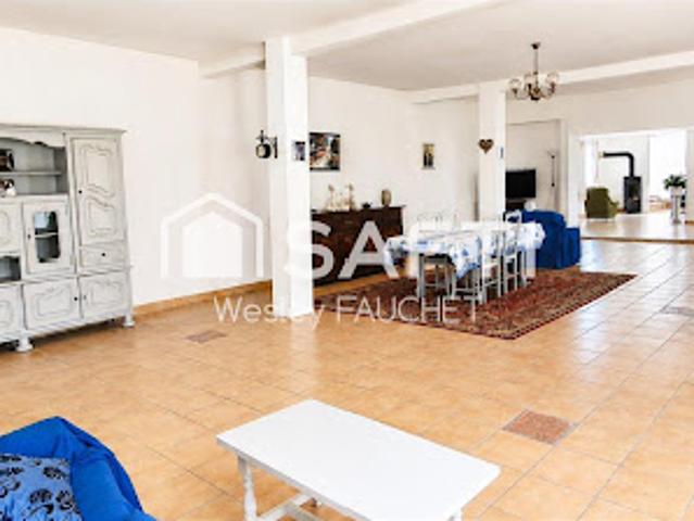 Vente Maison 10 pièces 480 m2 Luçay le Mâle
