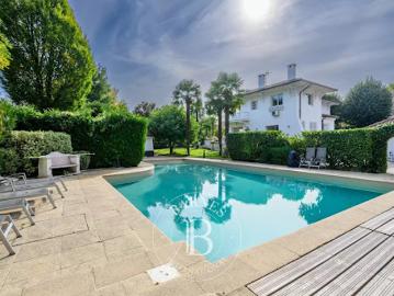 Vente Maison 10 pièces 480 m2 Nogent sur Marne