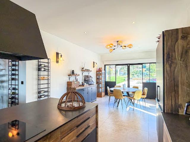 Vente Maison 10 pièces 493 m2 Sète