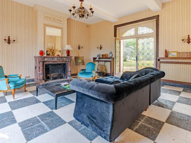 Vente Maison 10 pièces 490 m2 Capian