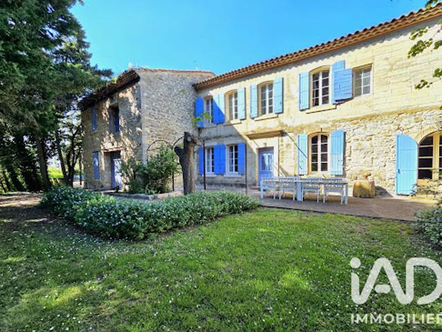 Vente Maison 10 pièces 400 m2 Arles