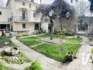 Vente Maison 10 pièces 420 m2 Le Pouzin