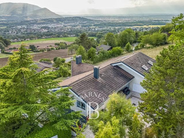 Vente Maison 10 pièces 435 m2 Lucinges