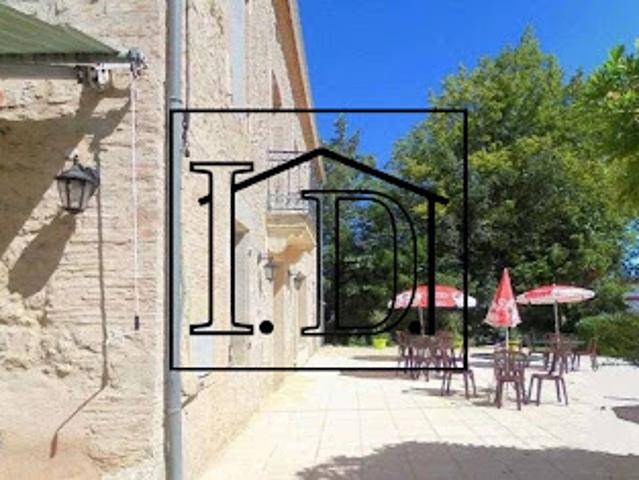 Vente Maison 10 pièces 550 m2 Cancon