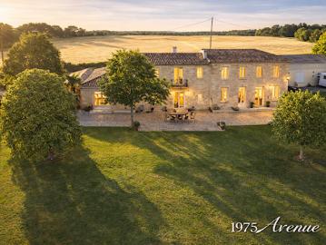 Vente Propriété 10 pièces 590 m2 Bordeaux
