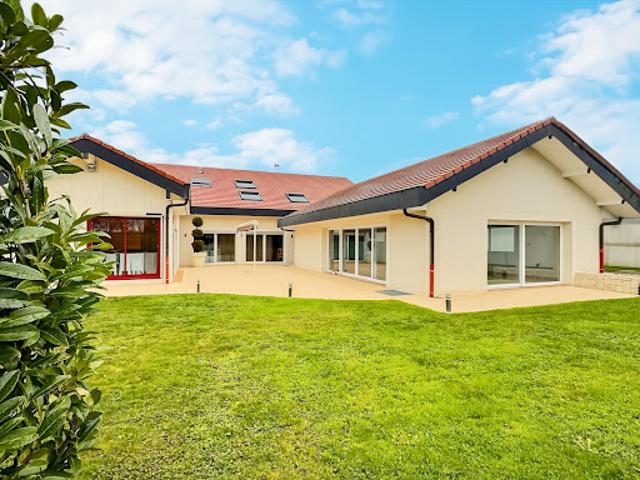 Vente Maison 10 pièces 500 m2 Vers