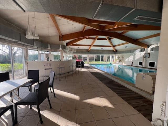 Vente Maison 10 pièces 500 m2 Aiguillon