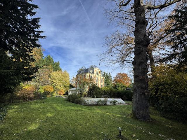 Vente Maison 10 pièces 520 m2 Marnes la Coquette