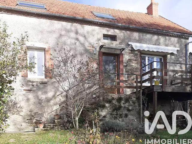 Vente Maison 10 pièces 650 m2 Echassières