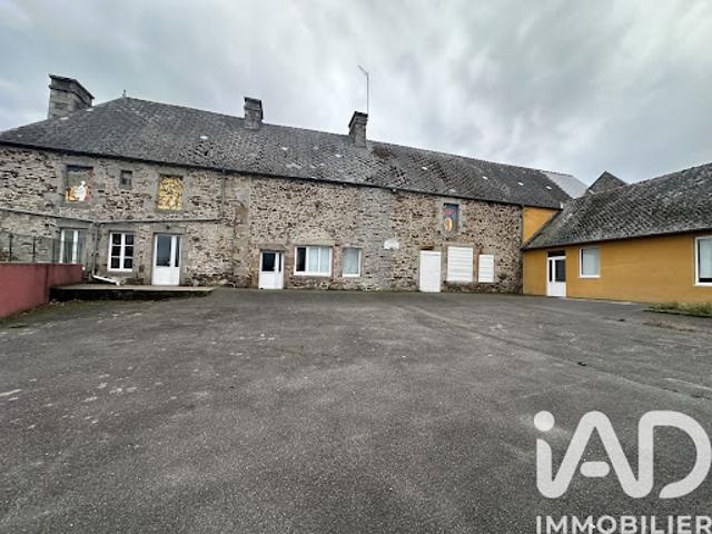 Vente Maison 10 pièces 680 m2 Sougéal