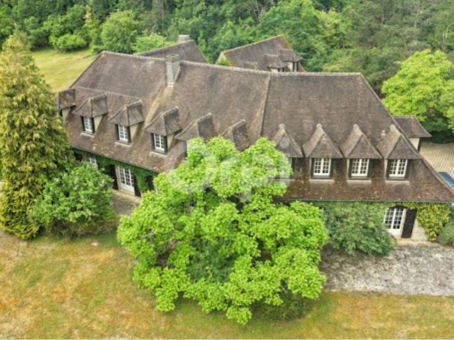 Vente Maison 10 pièces 698 m2 Saint Nicolas la Chapelle