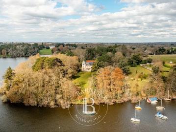 Vente Maison 10 pièces 627 m2 Carquefou