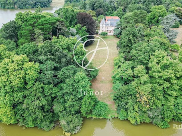 Vente Maison 10 pièces 627 m2 Nantes