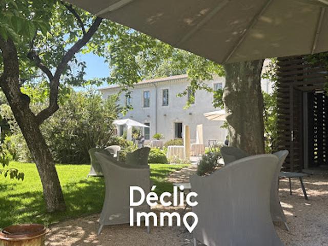 Vente Maison 10 pièces 1100 m2 Nimes