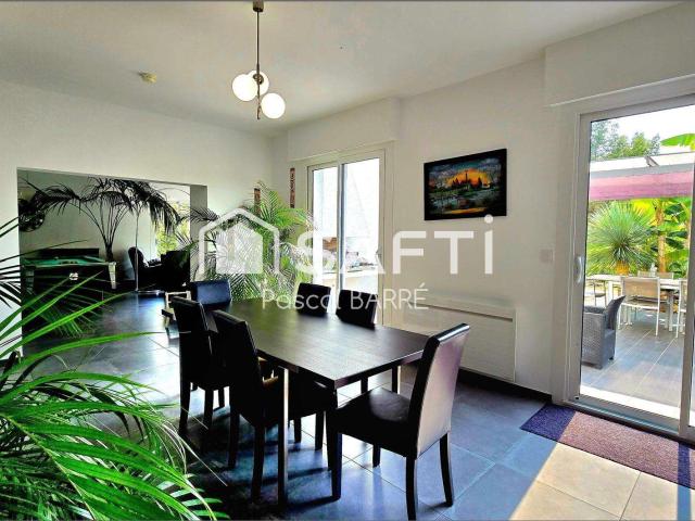 Vente maison 11 pièces Nieul le Dolent 85