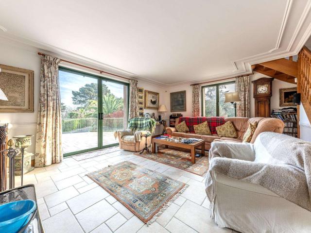 Vente maison 11 pièces Cancale 35