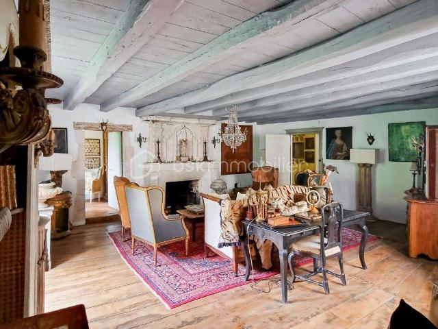 Vente maison 11 pièces Exoudun 79
