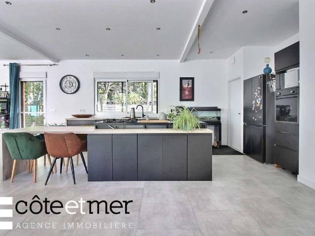 Vente maison 11 pièces La Madeleine 44
