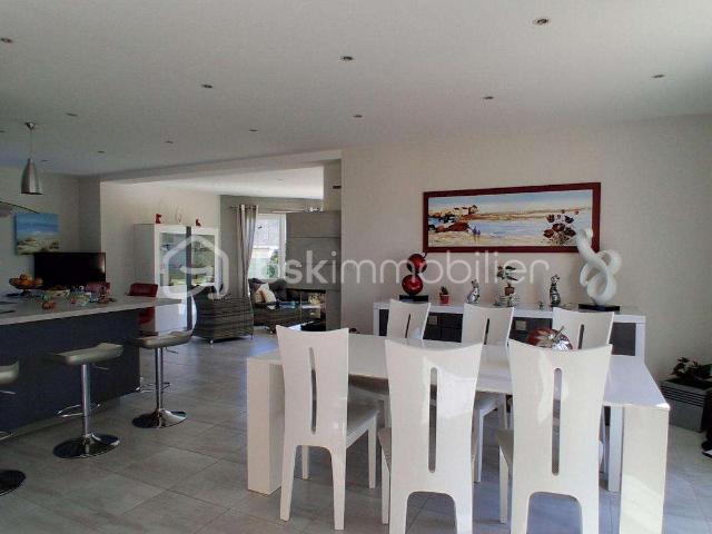 Vente maison 11 pièces Saint Georges d'Elle 50