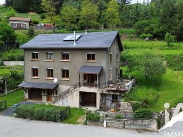 Vente maison 11 pièces Saint Julien Boutières 07