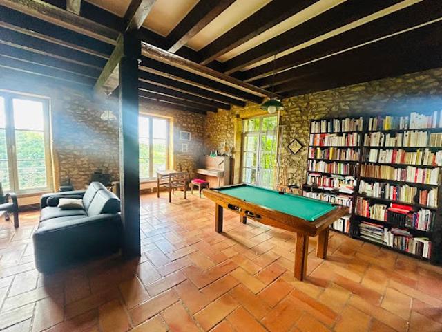 Vente Maison 11 pièces 0 m2 Létra