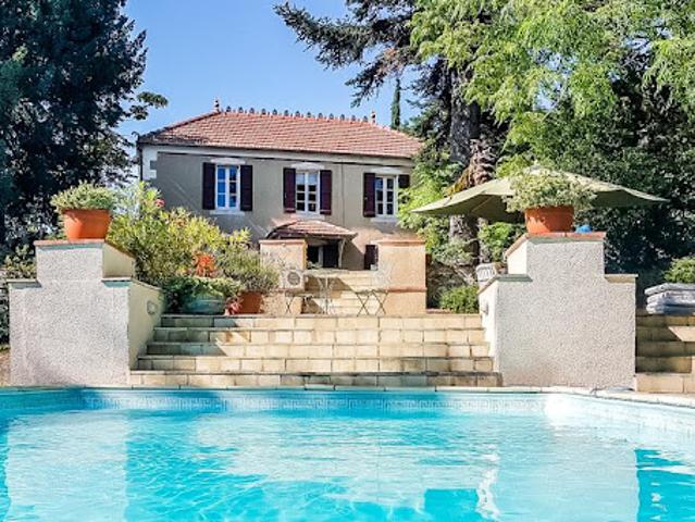 Vente Maison 11 pièces 160 m2 Valence D Agen