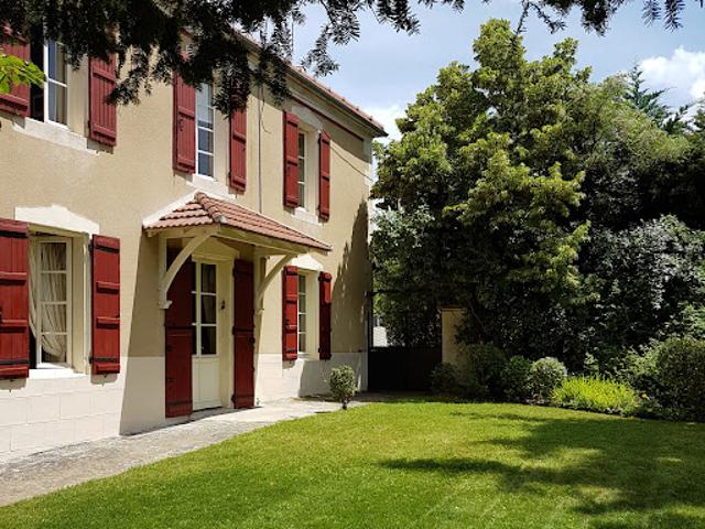 Vente Maison 11 pièces 160 m2 Valence D Agen