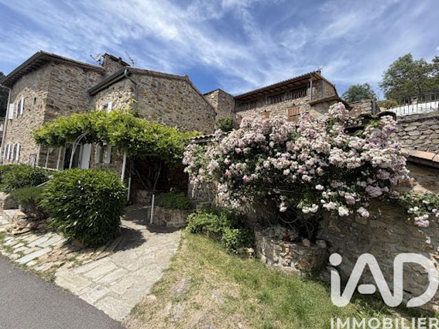 Vente Maison 11 pièces 160 m2 Vals les Bains