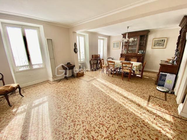 Vente Maison 11 pièces 184 m2 Ozouer le Voulgis
