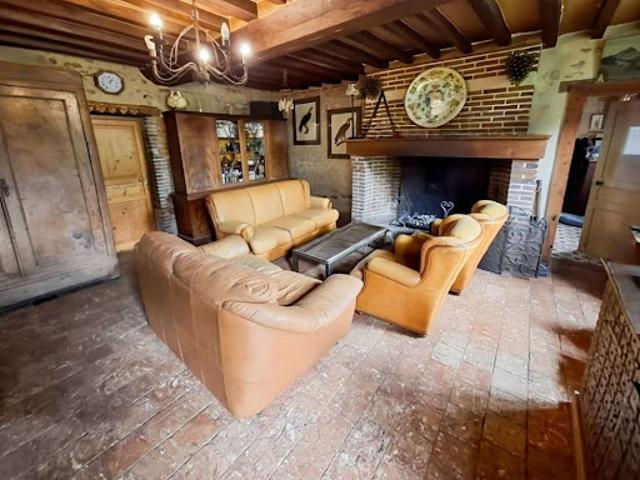 Vente Maison 11 pièces 195 m2 Mortagne au Perche