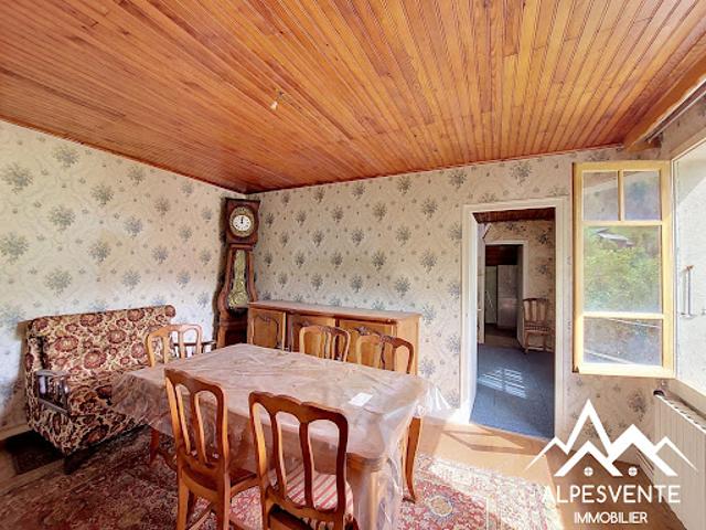 Vente Maison 11 pièces 110 m2 Seytroux