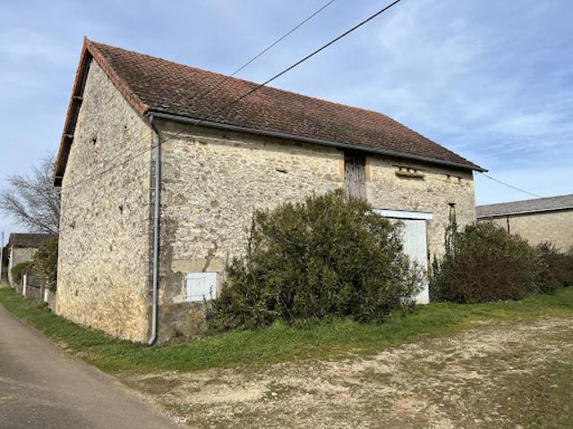 Vente Maison 11 pièces 135 m2 Hautefort